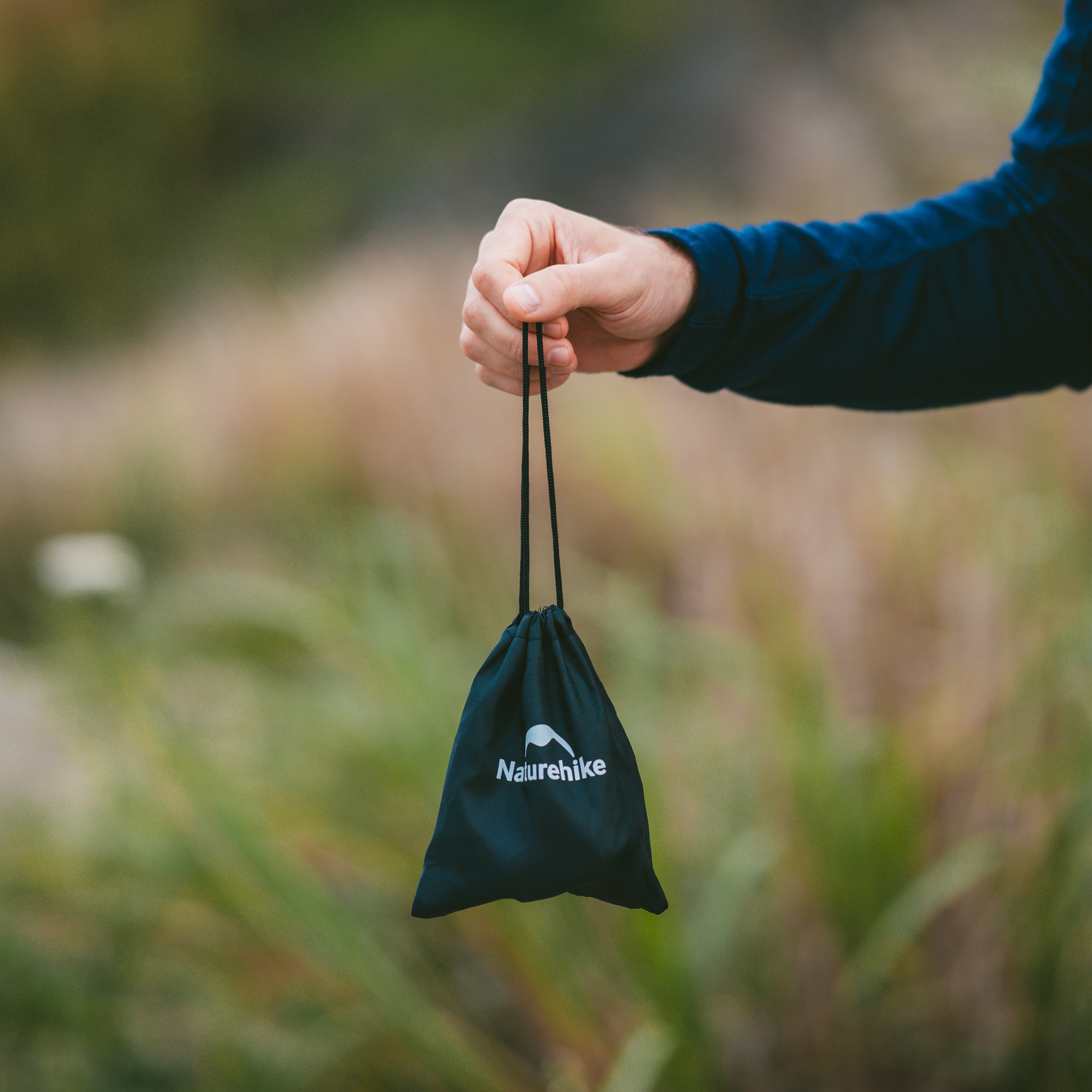 Naturehike Wind mini 2 kompresor/pumpa se světlem 104g - zelená